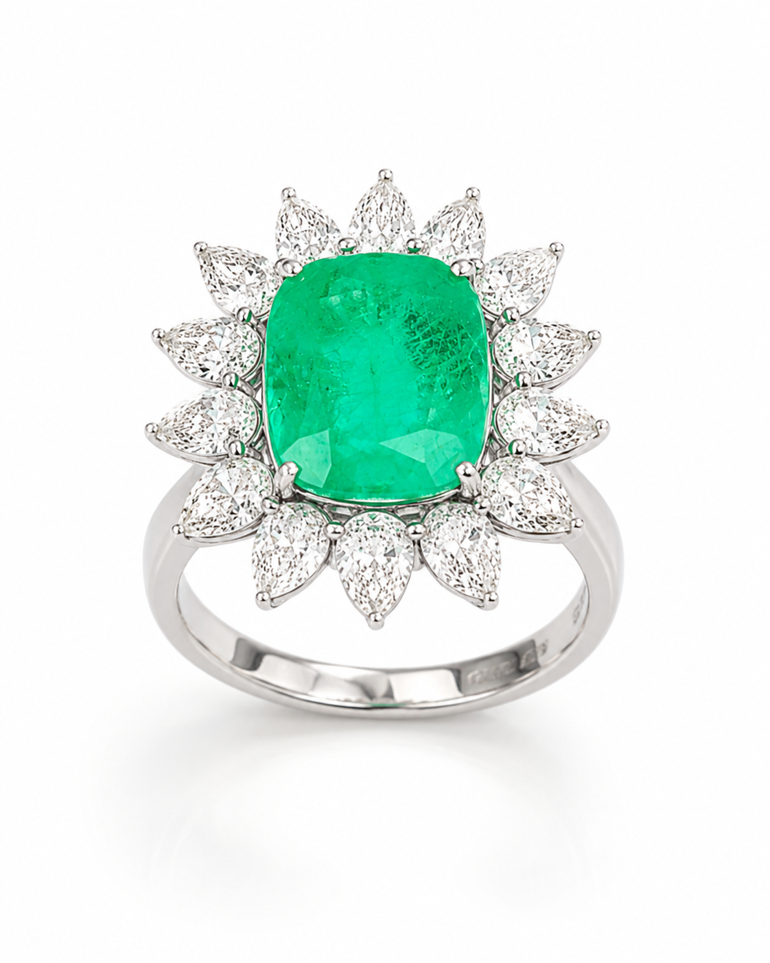 Anel Esmeralda Cushion 10,35ct e 14 Diamantes Gota 30 Pontos