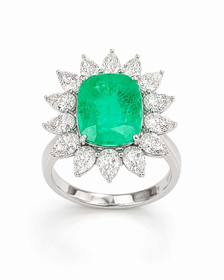 Anel Esmeralda Cushion 10,35ct e 14 Diamantes Gota 30 Pontos