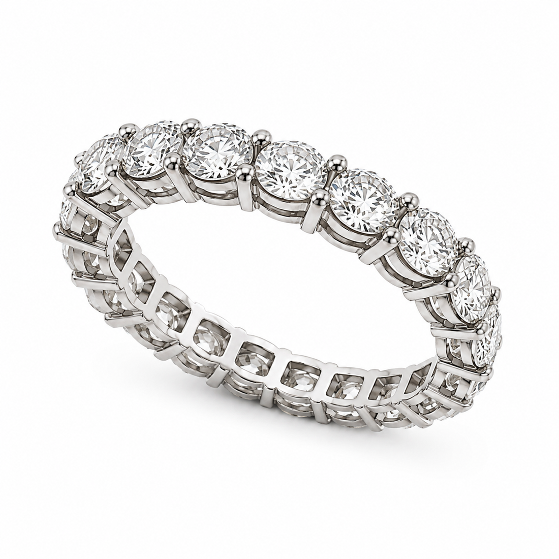 Aliança Inteira Diamantes Brancos