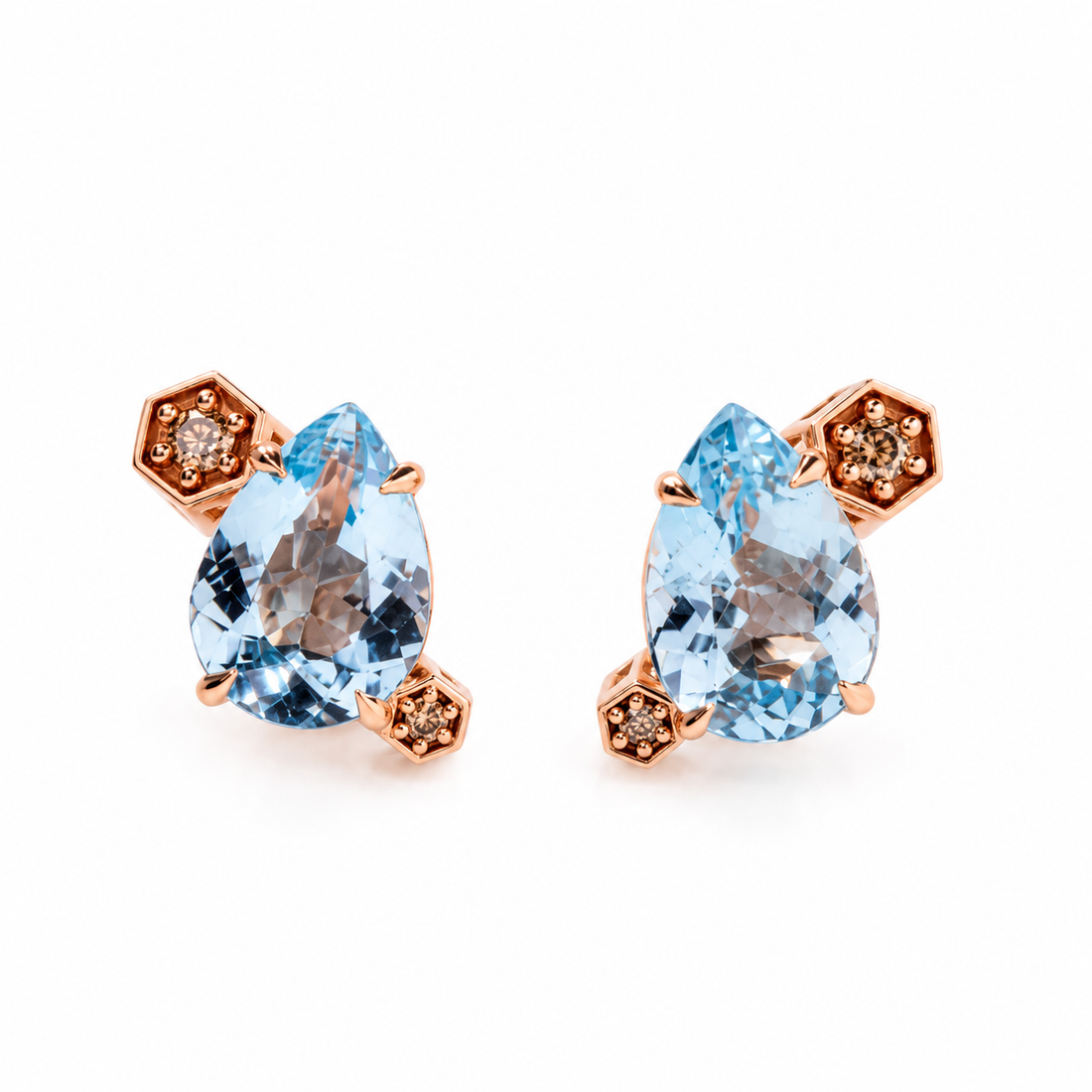 Brinco Gota Topázio Azul e Diamantes Brown