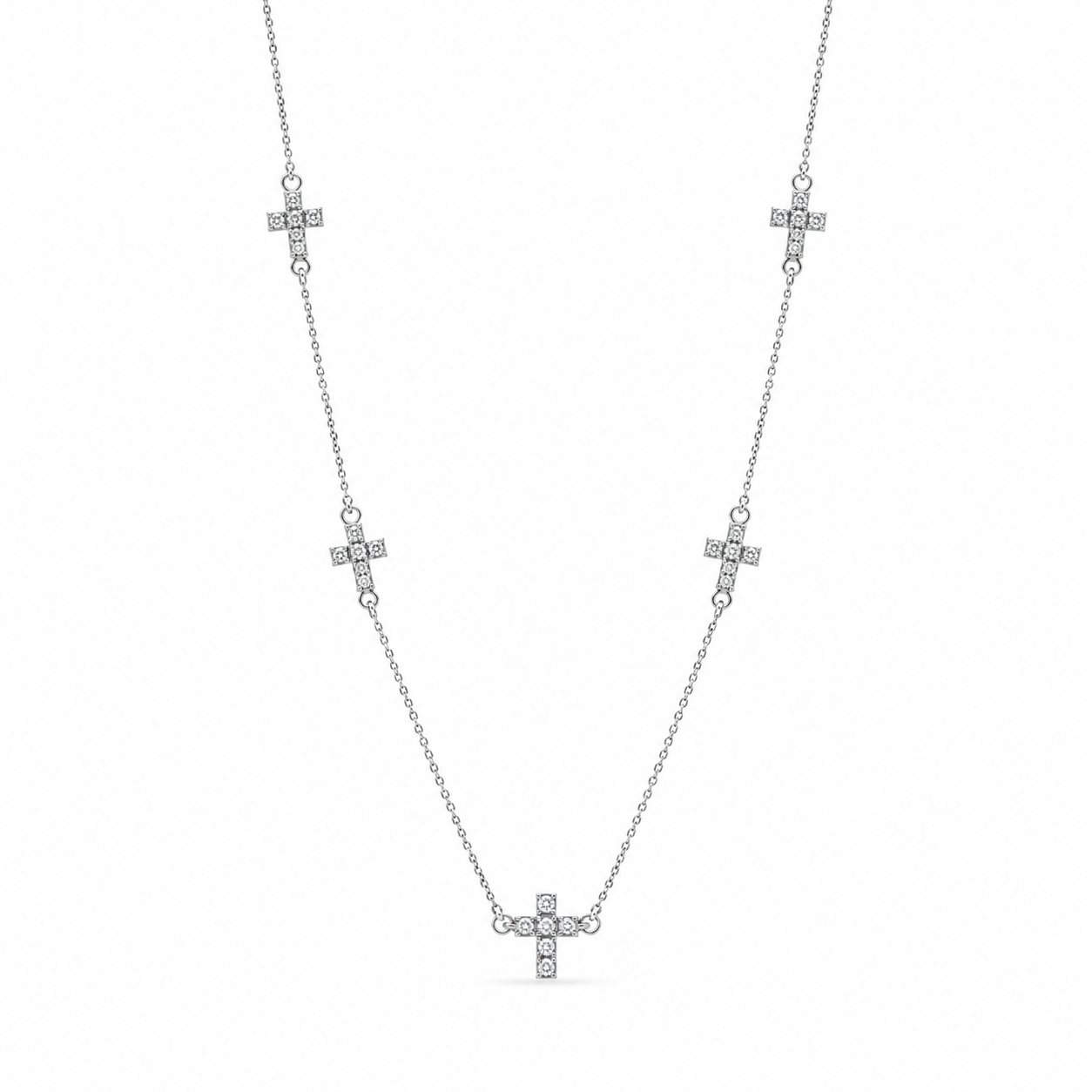 Colar Cruz com Diamantes Brancos