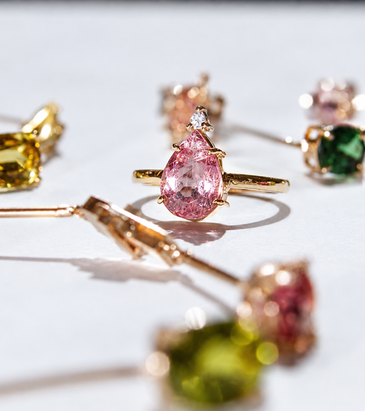 Anel Turmalina Rosa Gota com Diamante