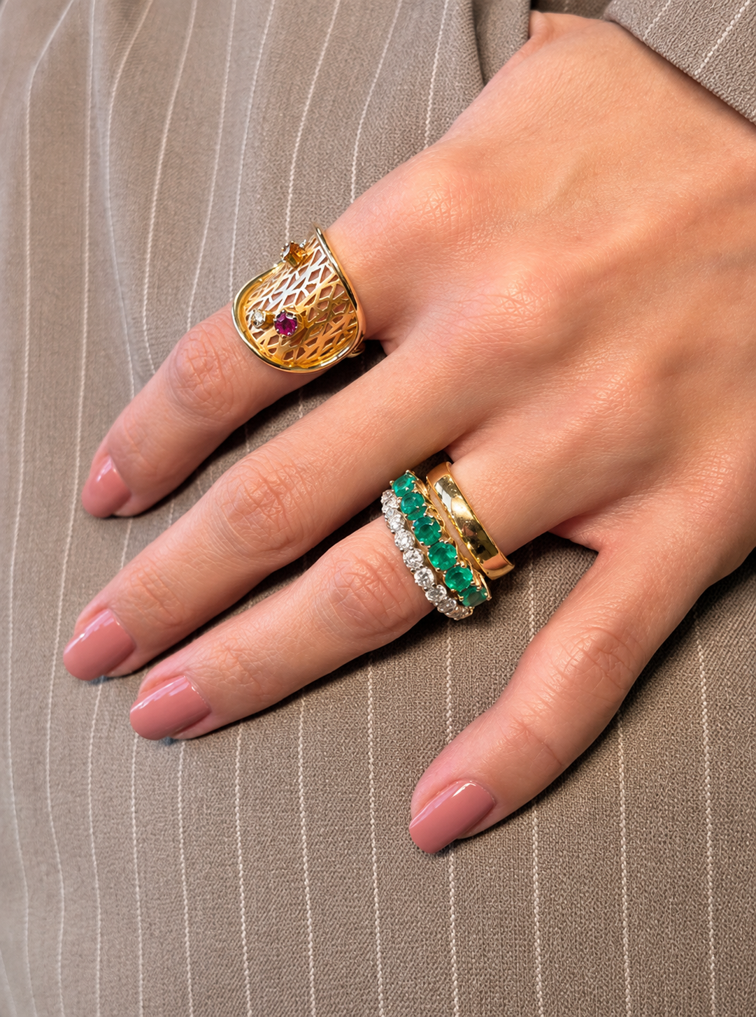 Aliança Inteira Diamantes Brancos