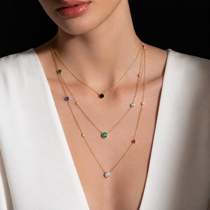 Colar com Esmeralda e Diamantes Brancos