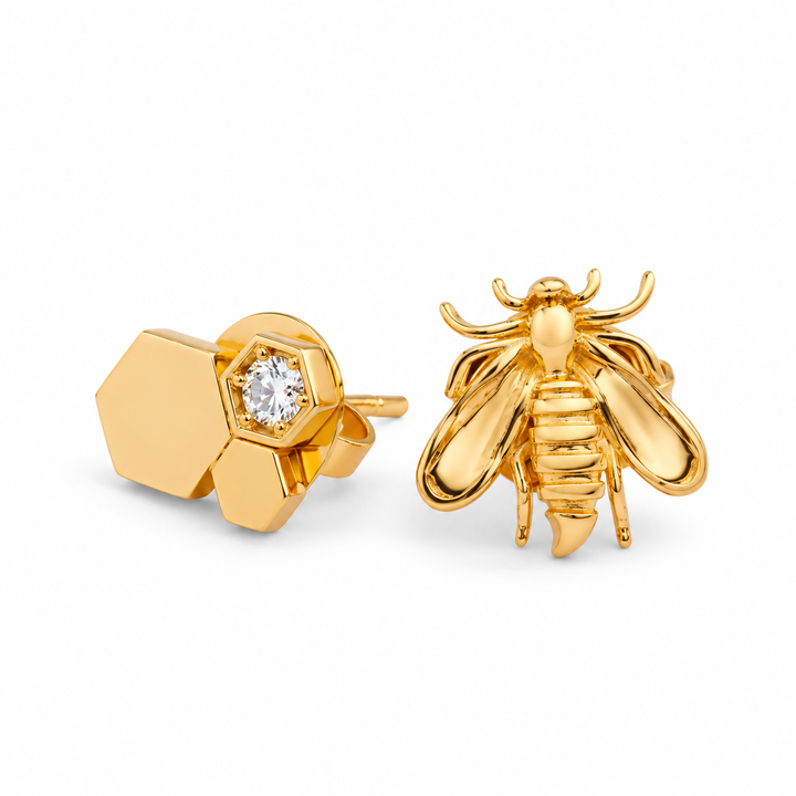 Par de Brincos Colmeia Diamante Branco e Abelha