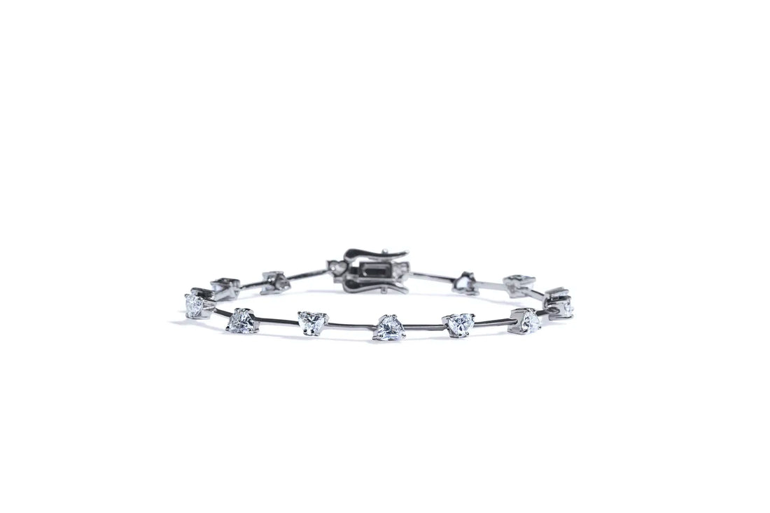 Pulseira Riviera Faca com Diamantes Brancos Lapidação de Coracao - 4,25ct