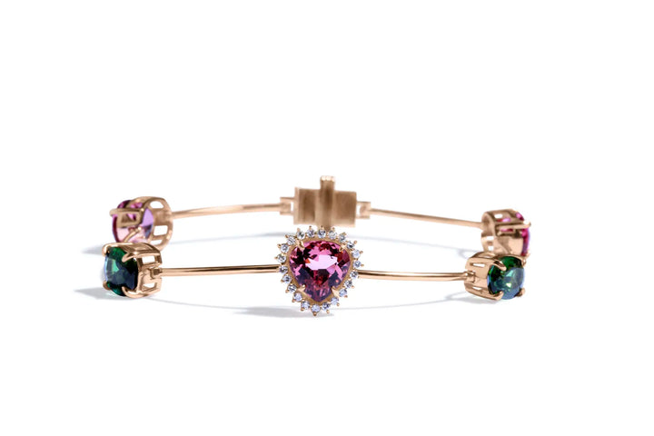 Pulseira Turmalinas Coloridas Coração Central com Diamantes Brancos