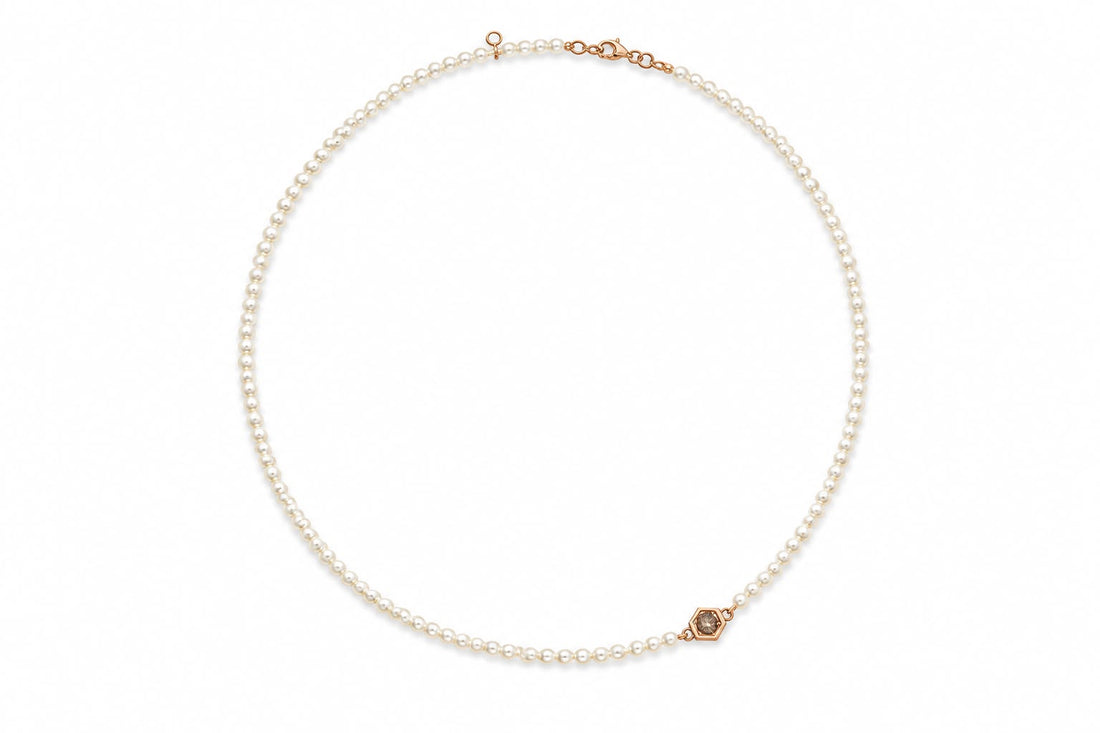 Choker Perolas Colmeia Diamante Brown 30 Pontos